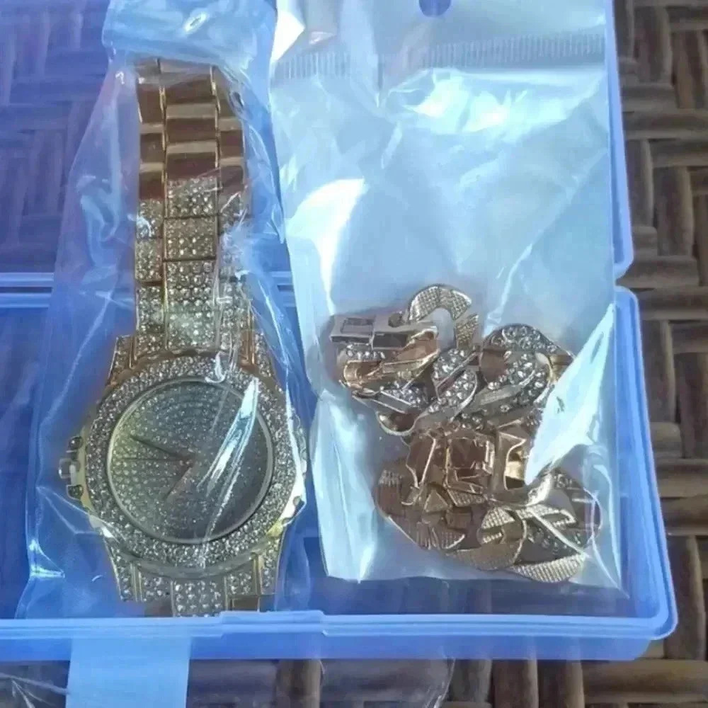 Alloy Watch Ladies Wristwatch 2pcs/set Fancy.. Sophisticated..NWT - Picture 8 of 8